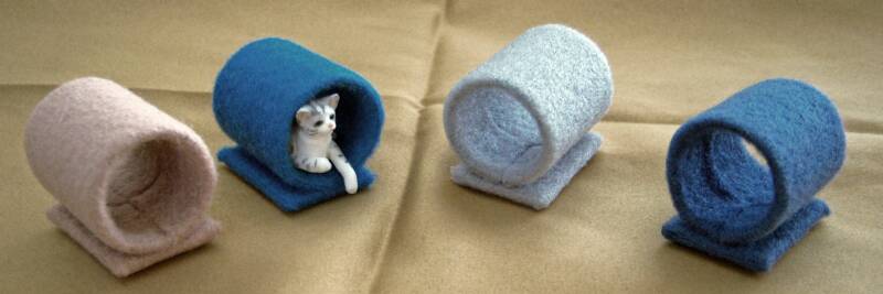 dollhouse cat play tunnels