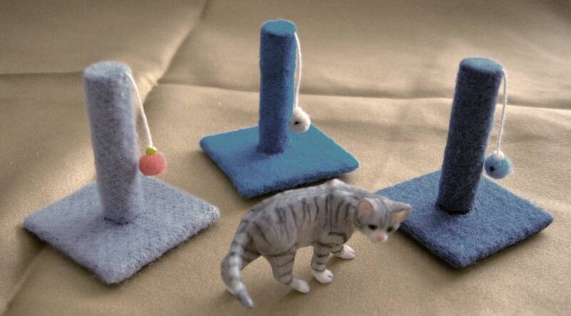 dollhouse cat scratching posts